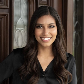 Ashley Cavazos Photo
